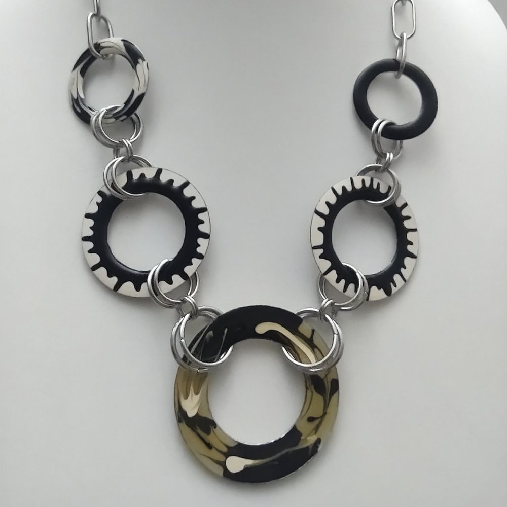 Costume Jewelry 20 - 24 Inches Reversible Necklace of Circles